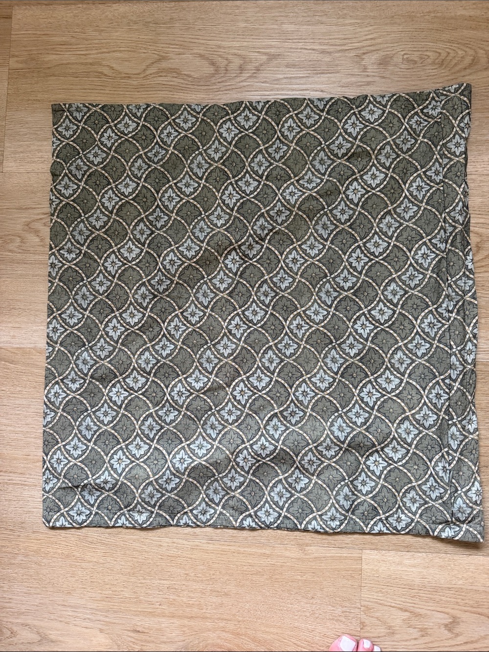 West Elm Set of Diamond Floral 20x20 Pillow Covers